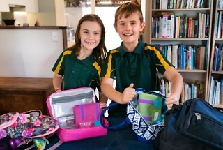 Kids Holding Waste Free Lunches Plastic Free July Foundation